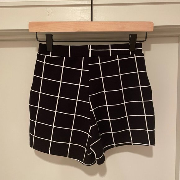 SHEIN Windowpane High Waisted Shorts size XS - Picture 2 of 6